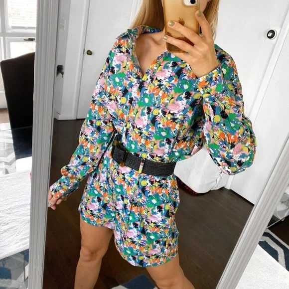 💐 WALTER BAKER MATCHING SET: MARCIA SHORT + THEA TOP IN FIESTA FLORAL (no belt) - Picture 3 of 16